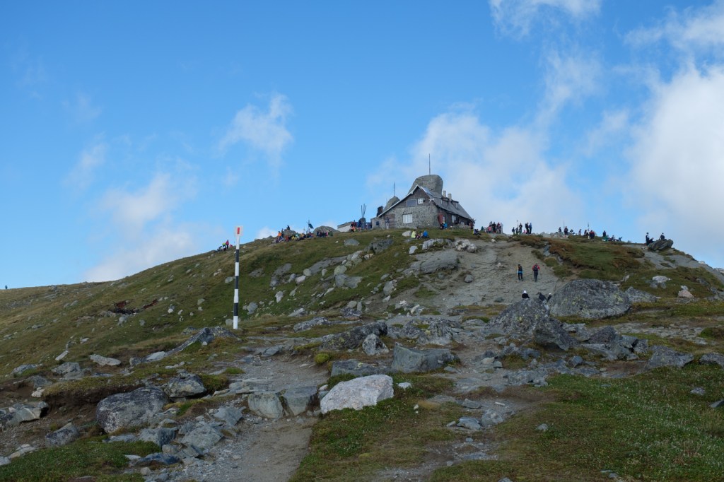 Pestera – Babele – vf. Omu – Vf. Batrana la&nbsp;pas